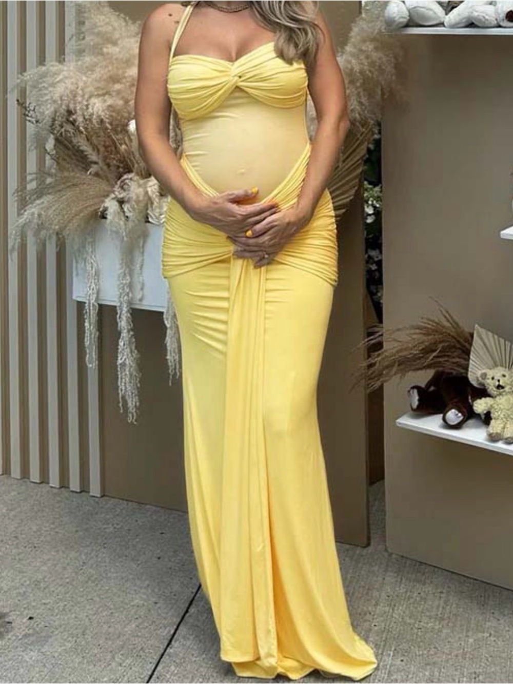 Elegant Backless Maternity Evening Gown - Yellow